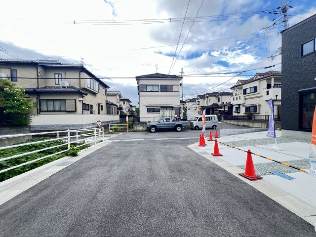 橿原市豊田町 ４号地の前面道路含む現地写真