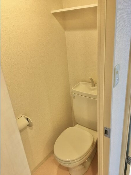 プライムコート栄生のトイレ