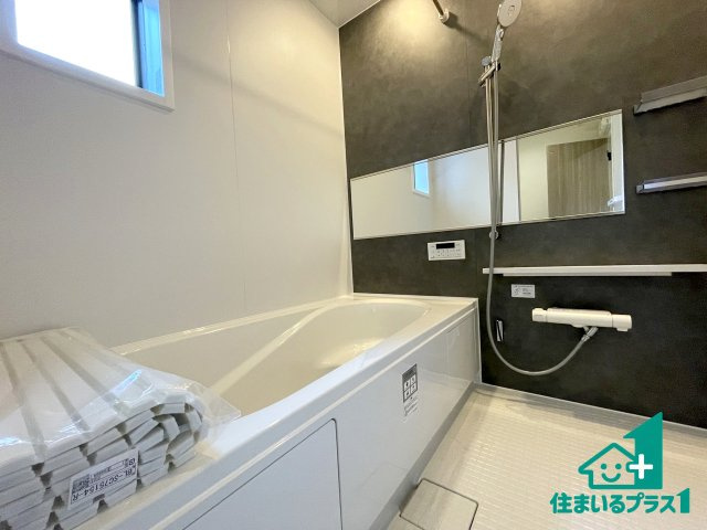 ★大津市千町　第1期　新築一戸建ての前面道路含む現地写真|周辺は落ち着いた街並みの住宅地！子育てがしやすい住環境です！まだ未完成ですが、現地でしかわからない事もございます。是非一度ご覧ください。