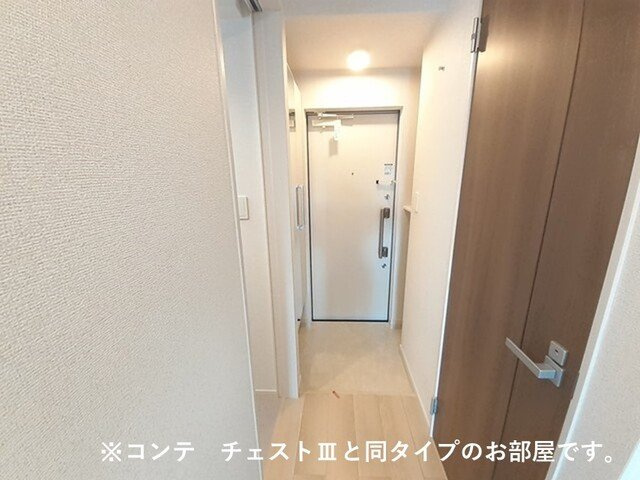 アロッジオ瀬田の玄関