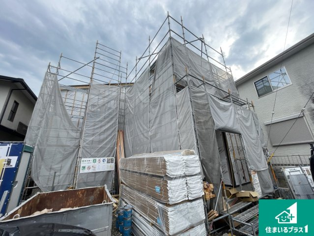 大津市千町　第1期　新築一戸建ての外観|周辺は落ち着いた街並みの住宅地！子育てがしやすい住環境です！まだ未完成ですが、現地でしかわからない事もございます。是非一度ご覧ください。