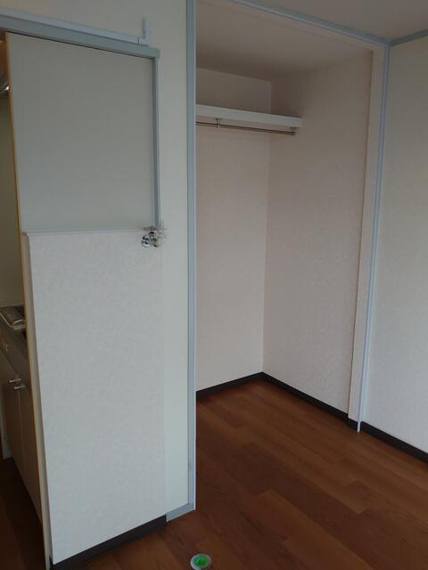 収納部とお部屋の位置関係です。