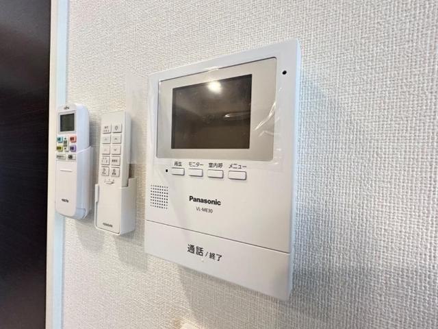 岡崎市宇頭町新築アパートの内装|カメラ付インターホン（イメージ）
