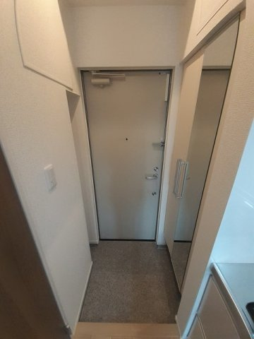 グランシュテルの玄関