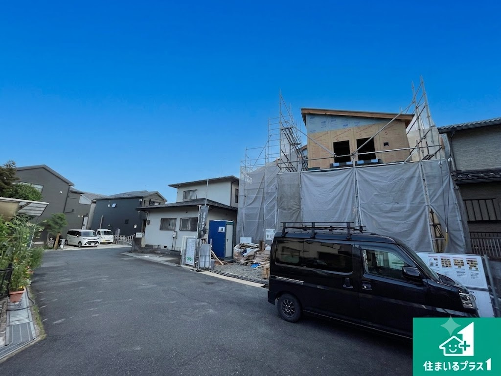 大津市千町　第1期　新築一戸建ての前面道路含む現地写真|周辺は落ち着いた街並みの住宅地！子育てがしやすい住環境です！まだ未完成ですが、現地でしかわからない事もございます。是非一度ご覧ください。