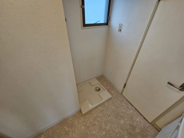 リアルティ大久保駅前のその他