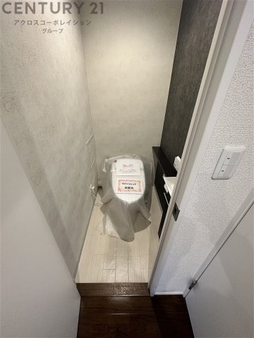 温水洗浄便座機能付きトイレ☆