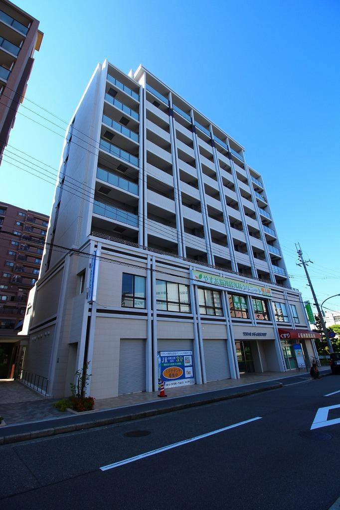 リラシオ西明石駅前の外観