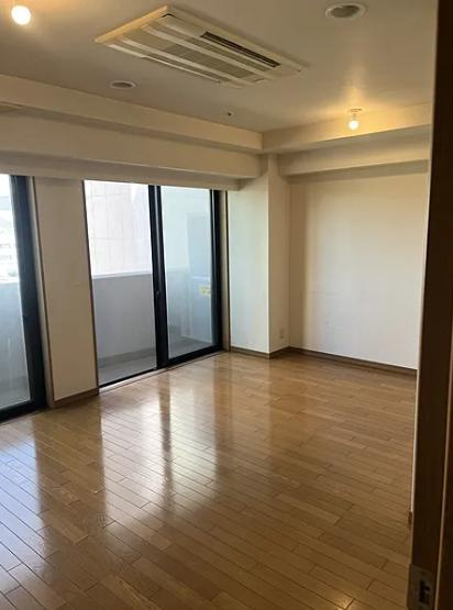 【居間・リビング】 | 水戸市三の丸1丁目　中古マンション　三の丸グランキャッスルタワー | 6階部分で眺望・日当たり良好です！