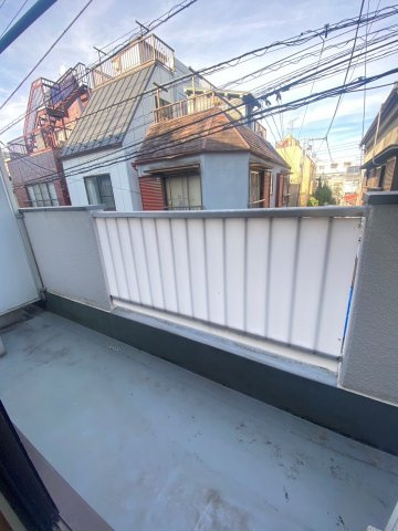 【バルコニー】