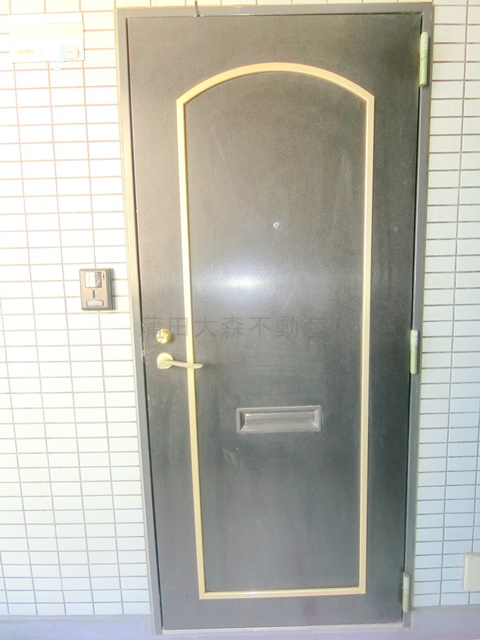ルミークアン蒲田の玄関