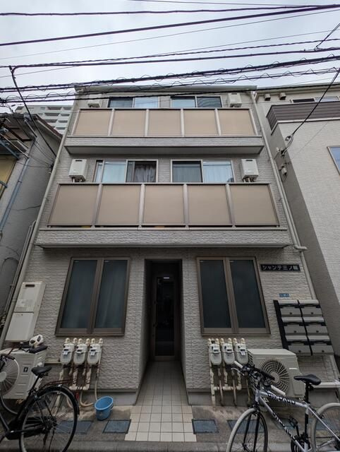 荒川区荒川１丁目の一棟アパート