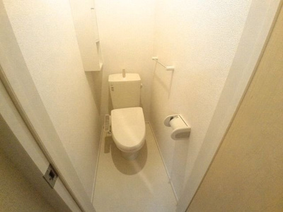 【トイレ】 | サンパレス安室 | ゆったりとした空間のトイレです