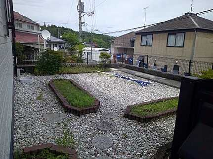 熊野町城之堀９丁目の庭