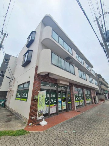 ローズハイツの外観