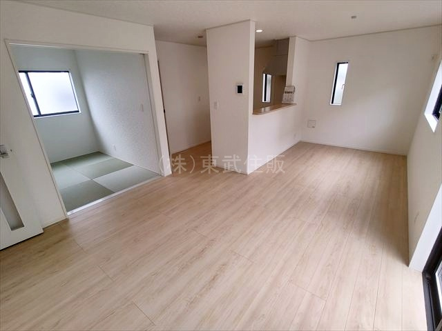 【居間・リビング】の画像