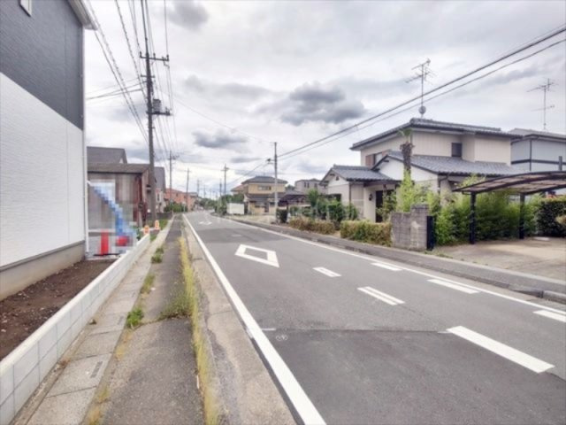【前面道路含む現地写真】の画像