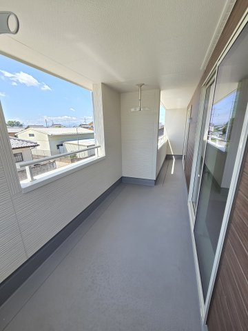 新築　伊勢崎第3茂呂町　4号棟　Livele Garden.Sのバルコニー|現地写真　インナーバルコニーなので急な雨でも安心です！