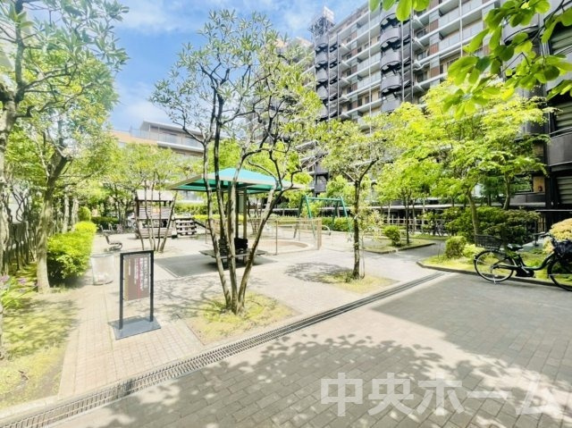 バームハイツ西葛西の現況写真|敷地内には緑も多く住環境良好です