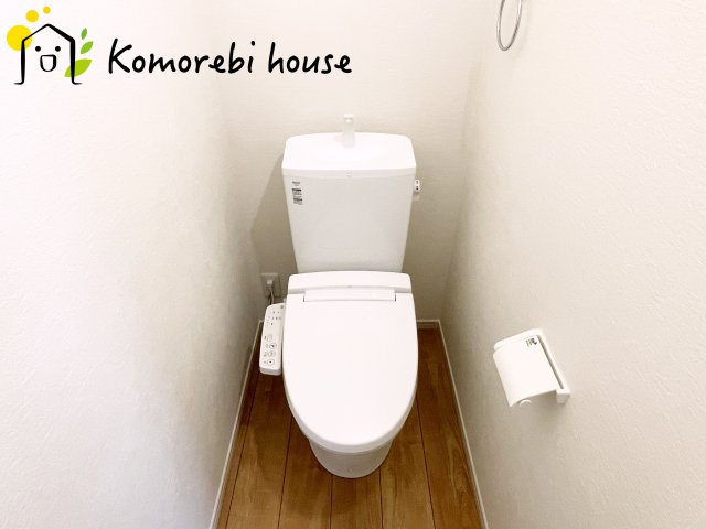 さいたま市見沼区堀崎町　8期　新築一戸建て　KEIAI GRACE　01のトイレ|落ち着いたトイレです