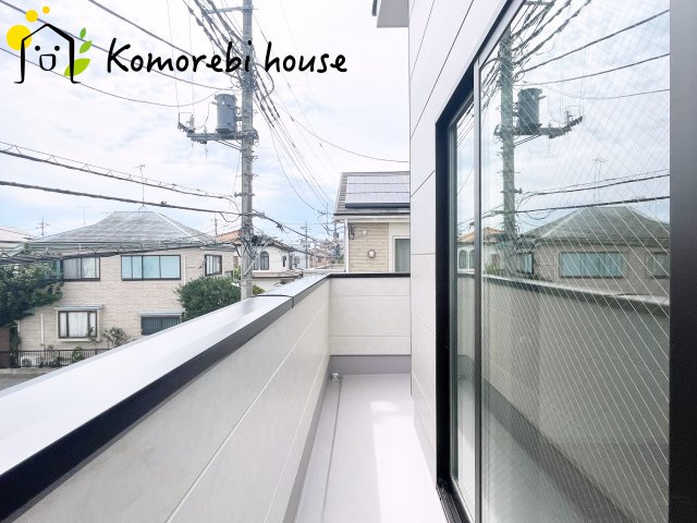 さいたま市見沼区堀崎町　8期　新築一戸建て　KEIAI GRACE　01のバルコニー|落ち着いた時間を過ごせるバルコニーです