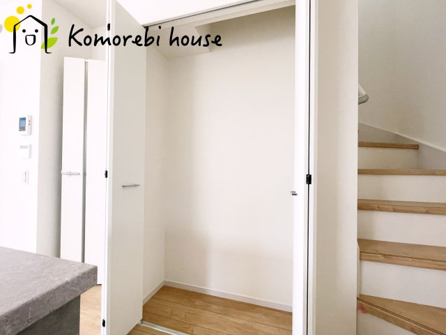 さいたま市見沼区堀崎町　8期　新築一戸建て　KEIAI GRACE　01の収納|収納があります