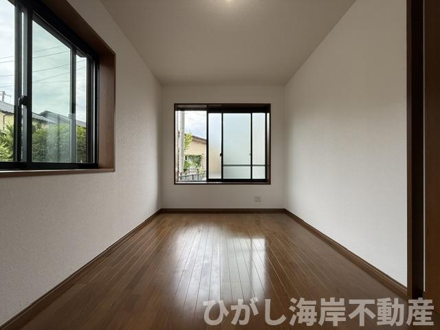 茅ヶ崎市香川3丁目　中古戸建の子供部屋|新規リフォーム完了！　6帖　洋室
