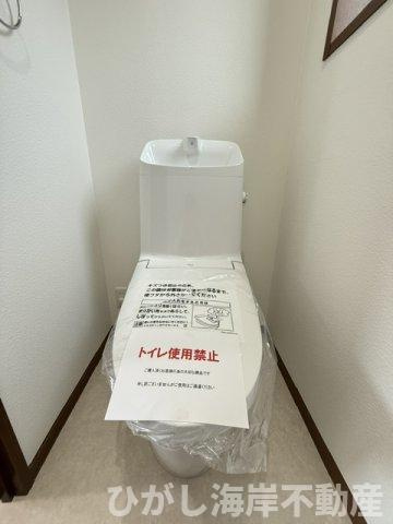 茅ヶ崎市香川3丁目　中古戸建のトイレ|新規リフォーム完了！　洗浄機能付きお手洗い
