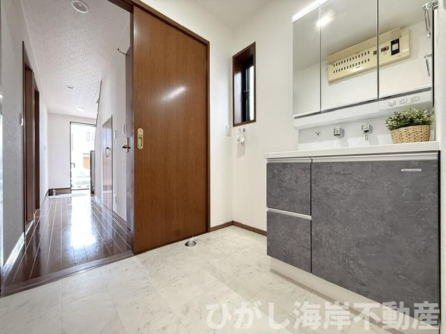 茅ヶ崎市香川3丁目　中古戸建の脱衣所|新規リフォーム完了！　脱衣スペース