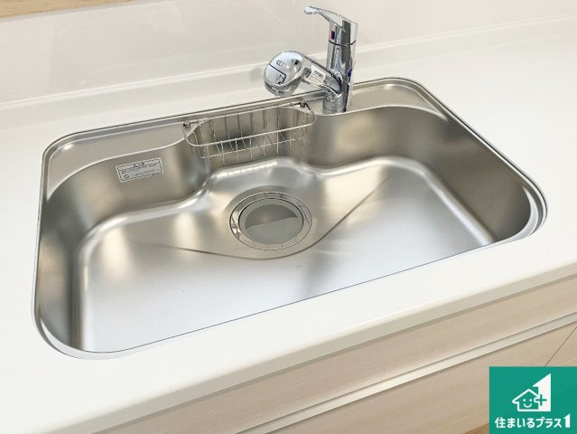 ■尼崎市西昆陽　第2期　新築一戸建ての設備|広々としたシンクで食器洗いも楽々！