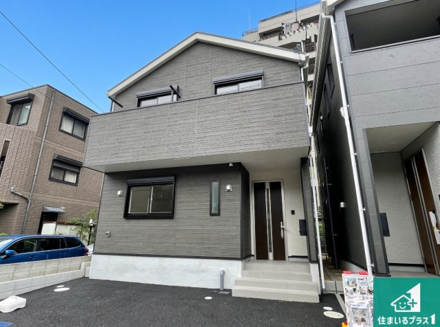 ■尼崎市西昆陽　第2期　新築一戸建ての外観|お客様に長く安心して住んでいだだける事にこだわった家づくり！住んでからのアフターサービスにもしっかりと取り組んでいます！