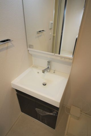 EC梅田北Ⅱゼニスの独立洗面台