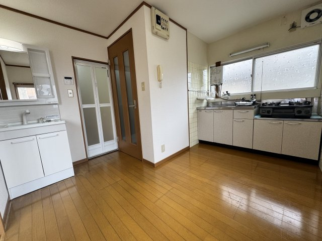 徳吉西一丁目　戸建の居間・リビング