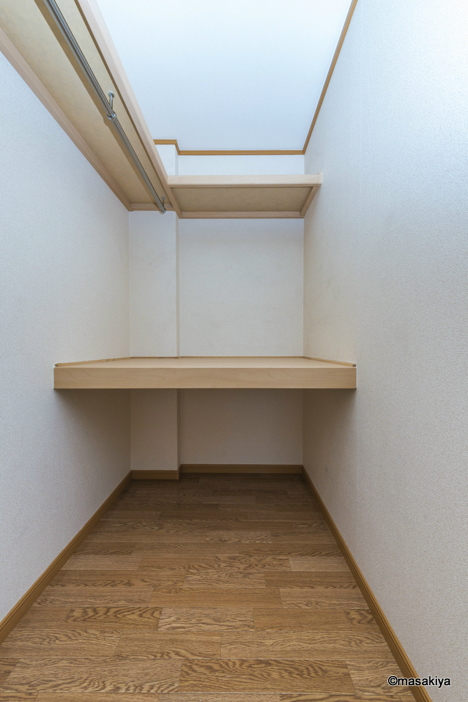 アードリゲ駒沢の収納|ウォークインクローゼット