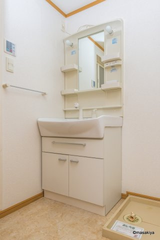 アードリゲ駒沢の洗面所