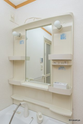 アードリゲ駒沢の洗面所