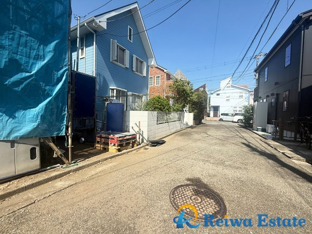新築戸建　茅ヶ崎市緑が浜の前面道路含む現地写真