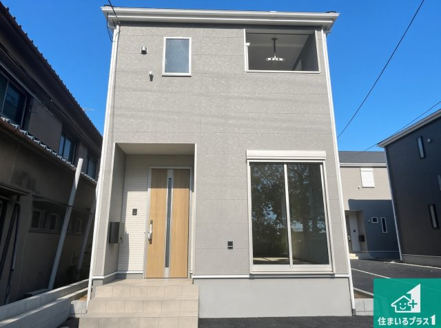 12日(土)13日(日)現地ご見学可能！　摂津市鳥飼西　全4邸の外観|お客様に長く安心して住んでいだだける事にこだわった家づくり！住んでからのアフターサービスにもしっかりと取り組んでいます！