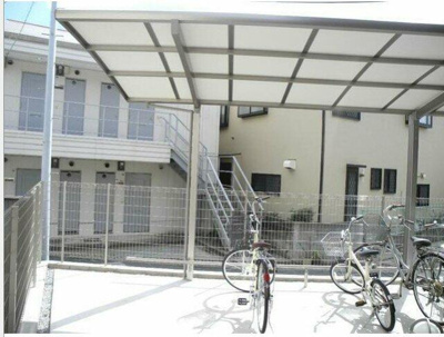 【外観】 | サンルージュ横浜 | 自転車置き場 