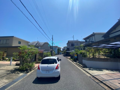 【前面道路含む現地写真】 | 仰木の里６丁目