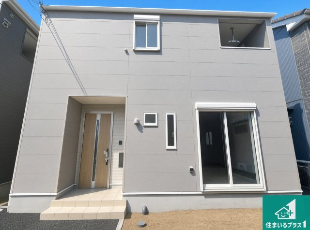 ■摂津市鳥飼西　第4期　新築一戸建ての外観|安心の10年保証！外観を美しく保ち、雨水で汚れを落とします！気になることがありましたら、お気軽にお問い合わせください！