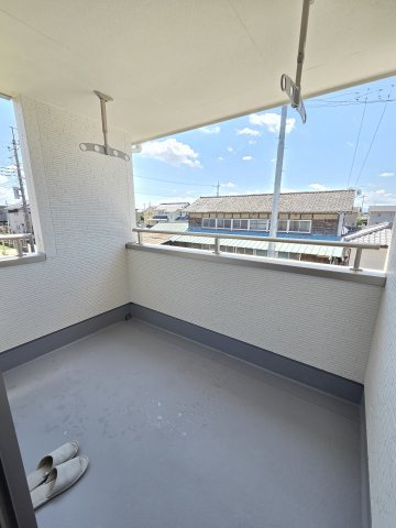 新築　伊勢崎第3茂呂町　5号棟　Livele Garden.Sのバルコニー|現地写真　インナーバルコニーなので急な雨でも安心です！