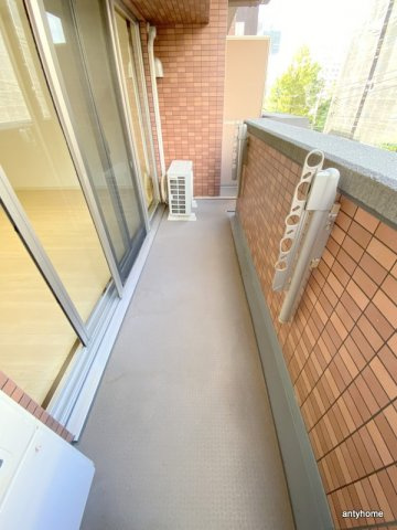 グランシス天満橋　仲介手数料無料のバルコニー