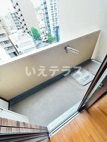 プレサンス神戸みなと元町のバルコニー
