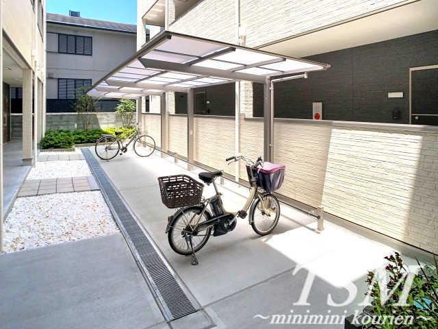 メゾンレヴナ木田町のその他共用部分|敷地内駐輪場
