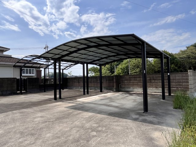 筑西市知行・中古戸建の駐車場