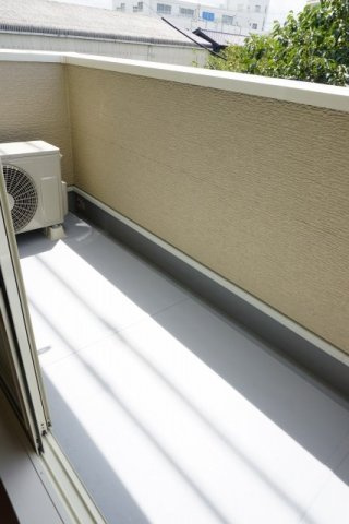 ナイトＢのバルコニー|バルコニー付きです
