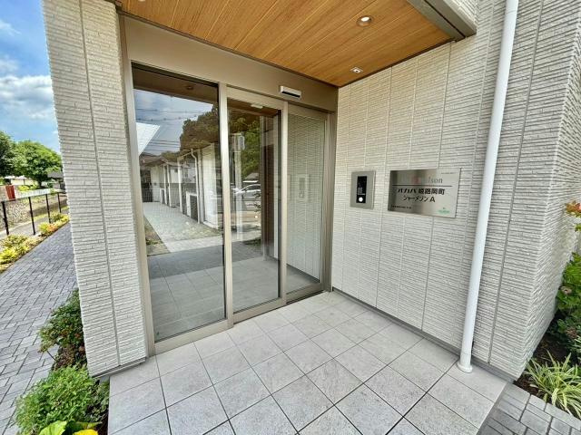 オカバ姫路岡町シャーメゾン　Bのエントランス