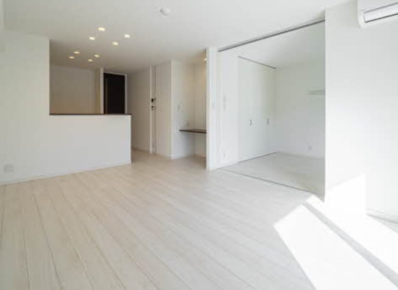 オカバ姫路岡町シャーメゾン　Bの居間・リビング