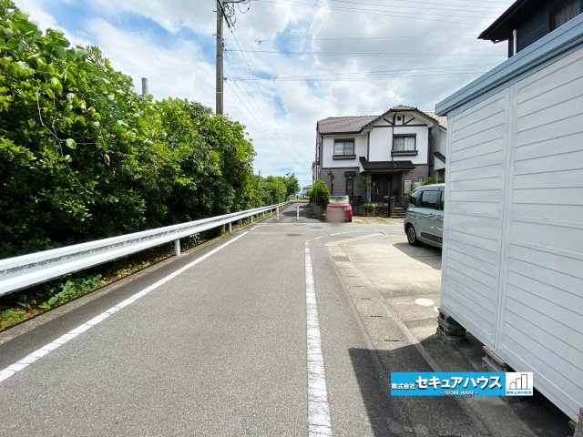 【中古戸建】知多郡東浦町大字石浜字中央の前面道路含む現地写真|事前予約にて現地ご見学いただけます！お気軽にお問い合わせください♪
■株式会社　セキュアハウス■
住宅ローンに強く、知識、経験豊富なスタッフ在籍
お客様に寄り添い、ご成約後もサポート致します。